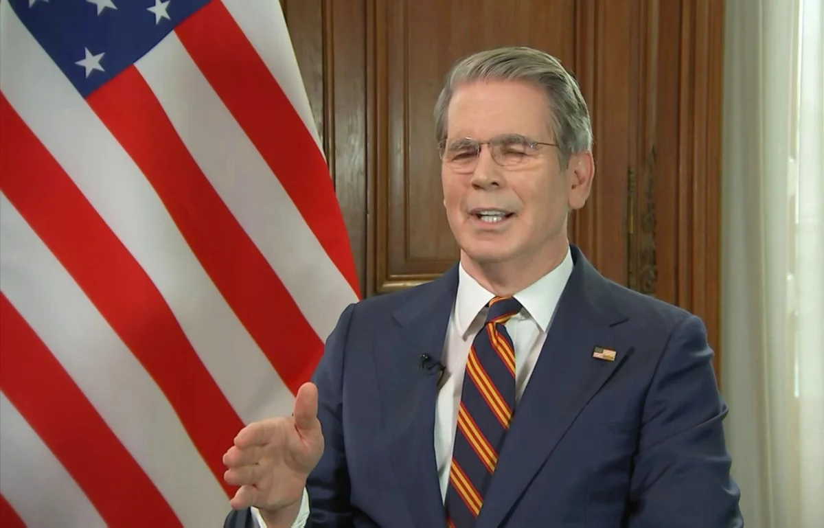 Treasury Secretary Scott Bessent Dispels Rumors of Oil Futures Market Intervention, Citing Lack of Authority and Unprecedented Nature