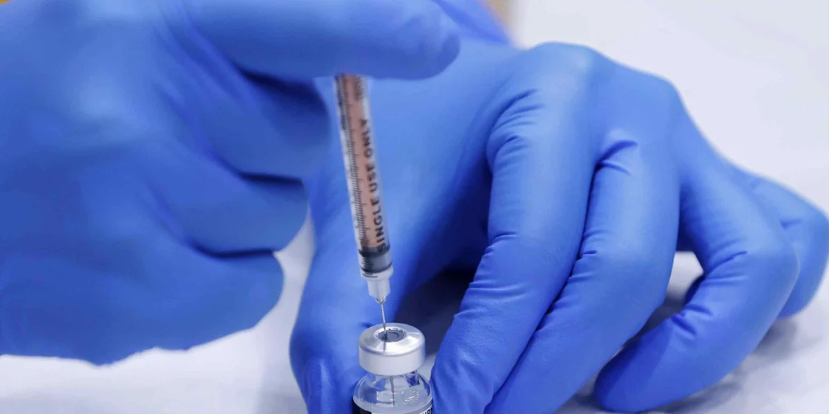 Japan to Release 50 Million Medical Gloves from State Stockpile Amidst Iran War-Induced Supply Concerns