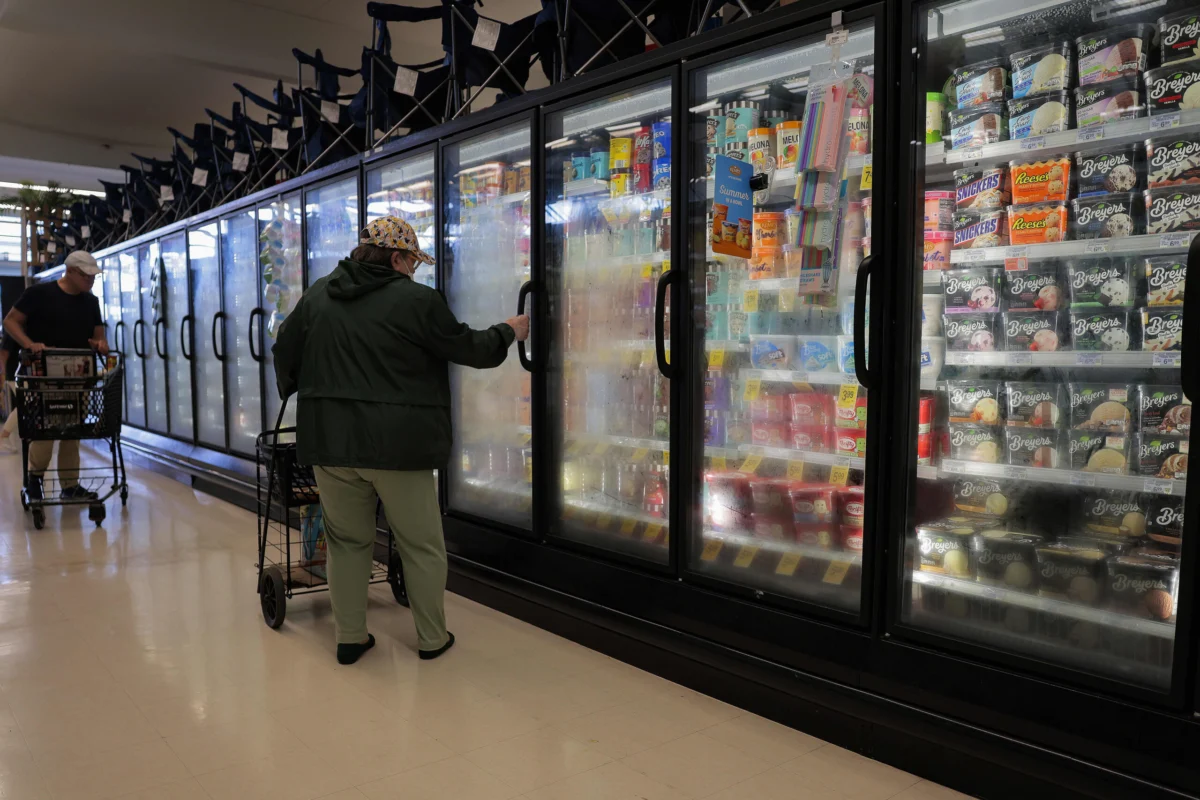 U.S. Economic Growth Decelerates to 1.5% in Q2 Amid Persistent Inflationary Pressures, Complicating Federal Reserve’s Policy Path