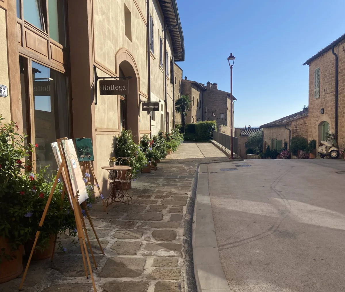 A $14,000 Tuscan Mastermind Retreat Unveils the Strategies Behind a $100 Million Consumer Brand Empire