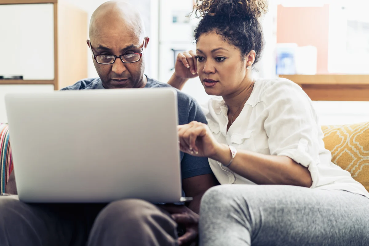 The Silent Sales Pitch: How Your Online Reputation Is Winning or Losing Customers Before You Even Speak