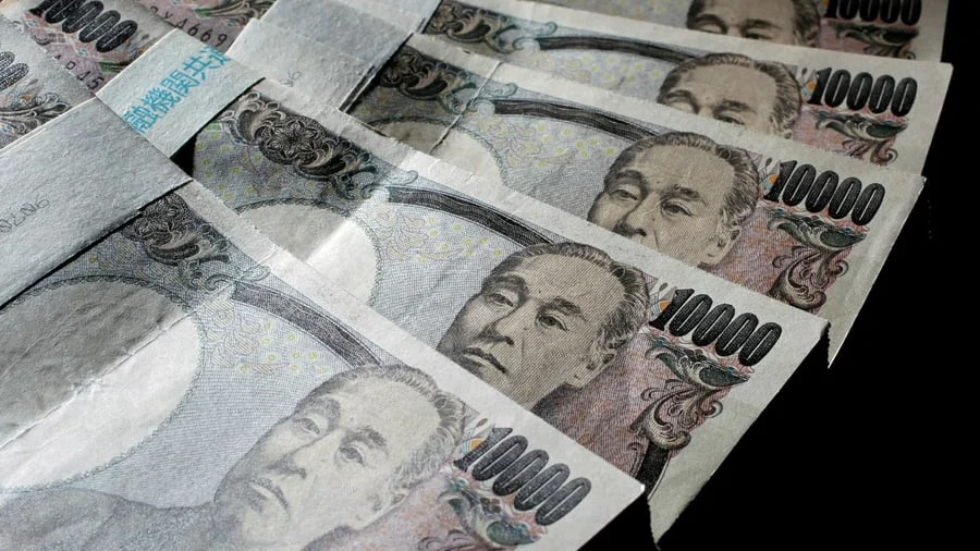 US and Japan Intervene Jointly to Halt Yen’s Steep Decline