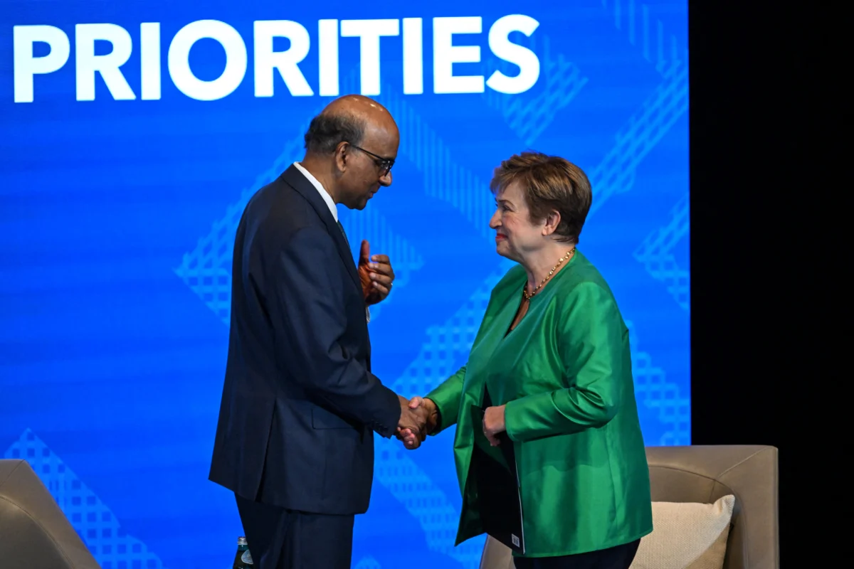 Global Leaders Sound Alarm on AI’s ‘Slow-Moving Tsunami,’ Urge Permanent Support for Disrupted Labor Markets