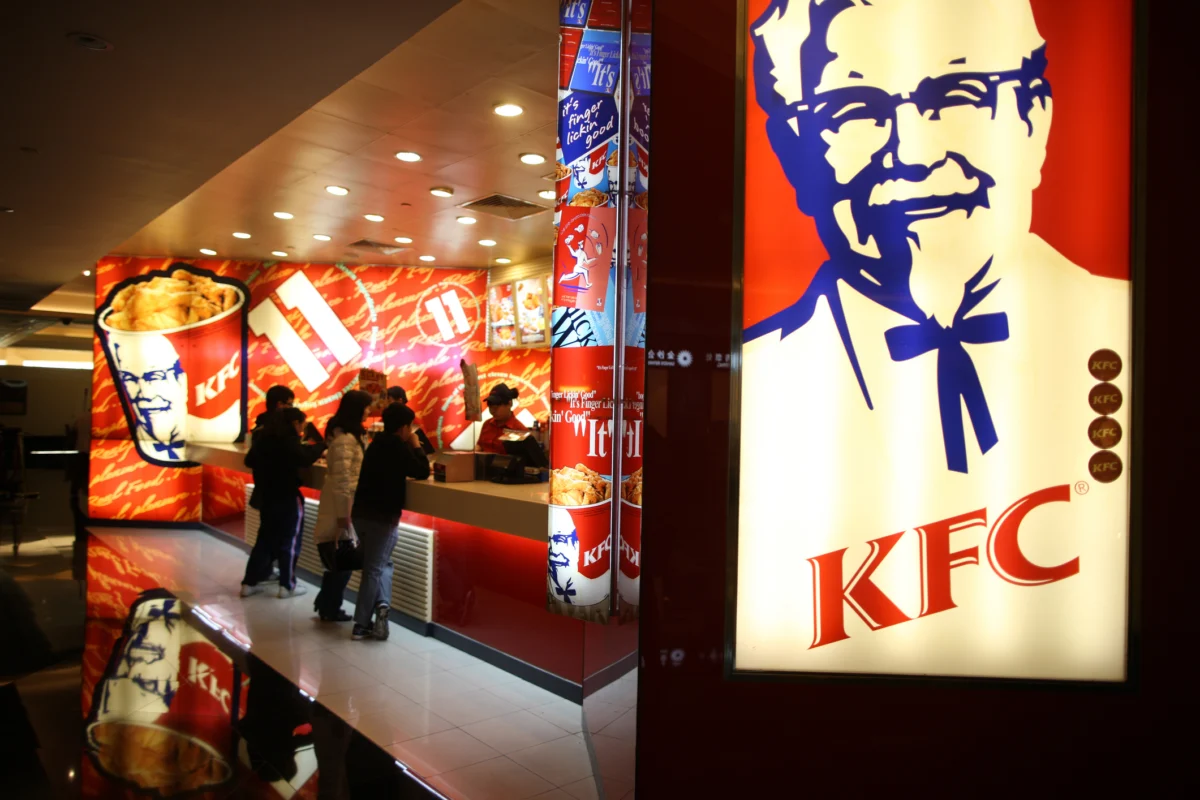 KFC U.S. Ends Four-Decade Soda Partnership with PepsiCo, Embraces Coca-Cola in Major Beverage Shake-Up