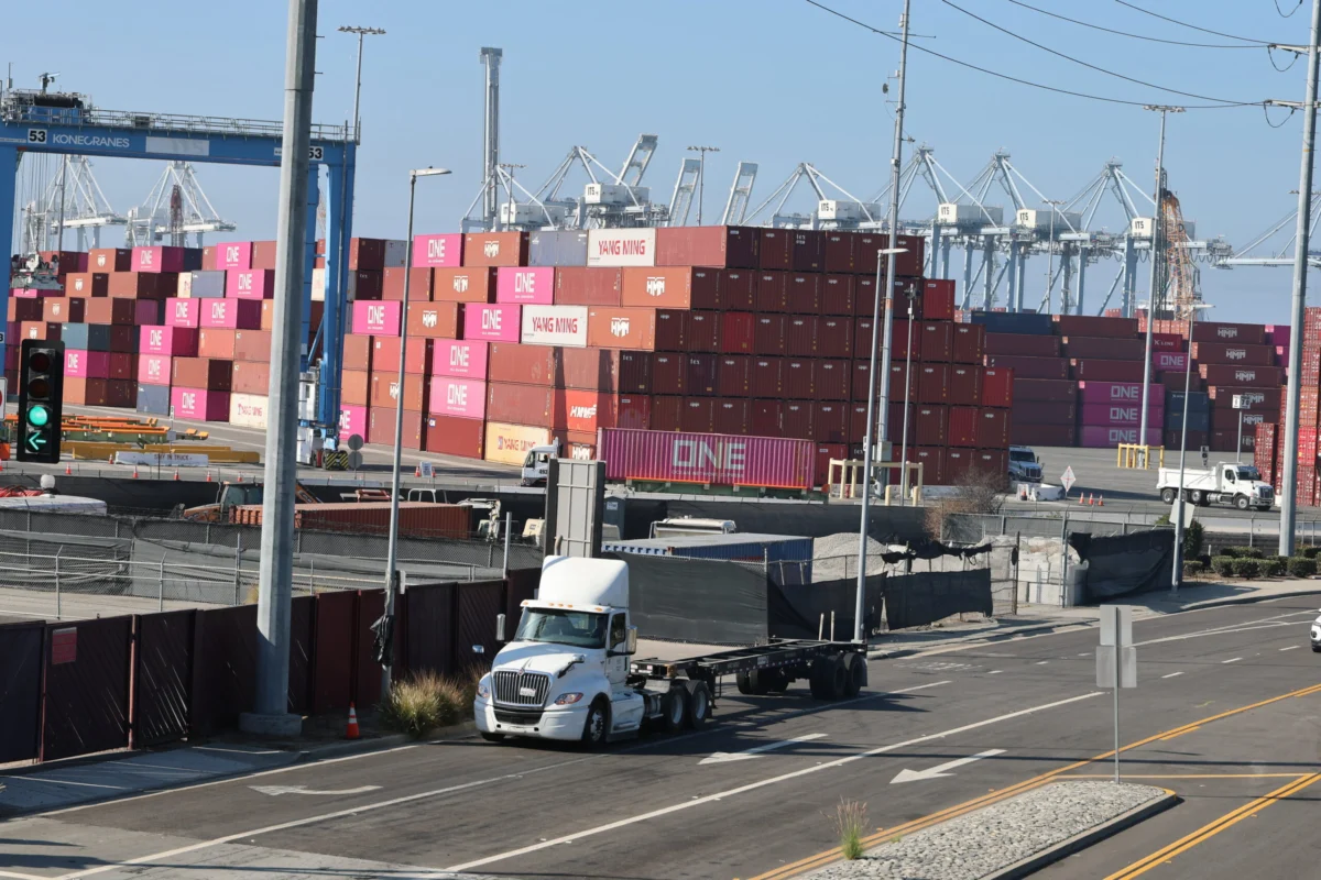 U.S. Trade Deficit Widens Sharply to $105.6 Billion in August 2026 Amid Surging AI-Related Imports and Lingering Tariff Impacts